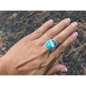 Handcrafted Navajo Turquoise Opal Inlay Oval Tri-Cut Ring Signed NA Sz 9.5 US**